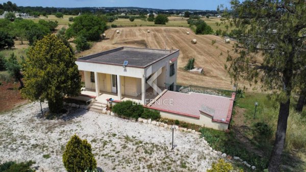 casa indipendente in vendita a Martina Franca