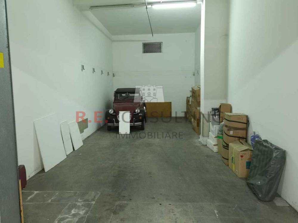 locale di sgombero in vendita a Martina Franca