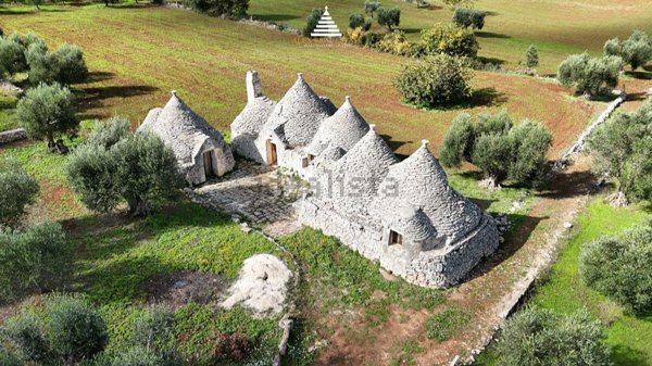 esavano in vendita a Martina Franca