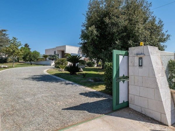 casa indipendente in vendita a Martina Franca in zona Monti del Duca