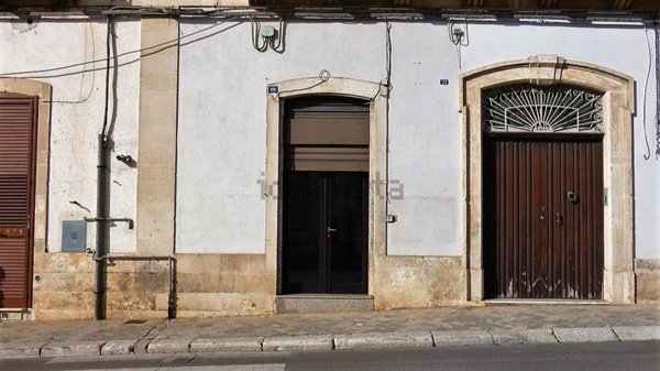 locale commerciale in vendita a Martina Franca