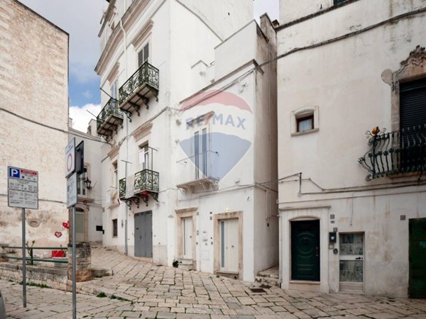 casa indipendente in vendita a Martina Franca in zona Centro Storico