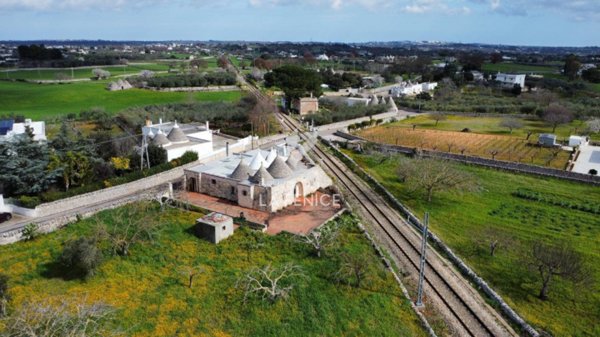 casa indipendente in vendita a Martina Franca