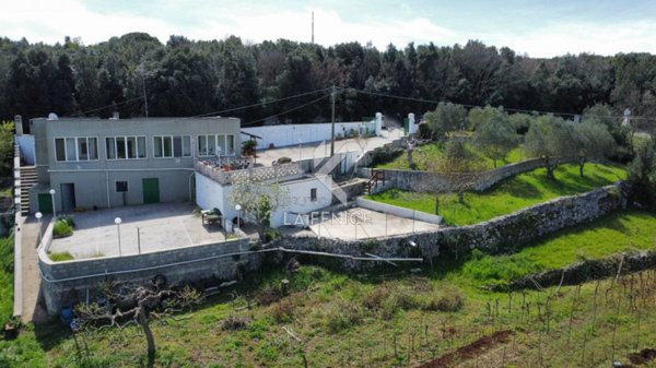 casa indipendente in vendita a Martina Franca