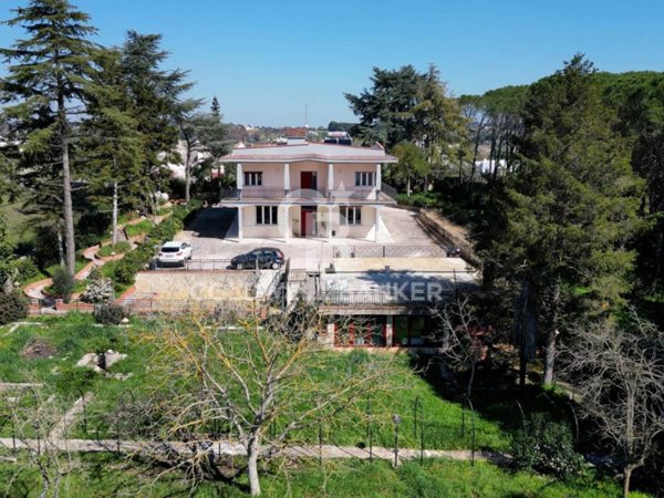 casa indipendente in vendita a Martina Franca in zona Centro Storico