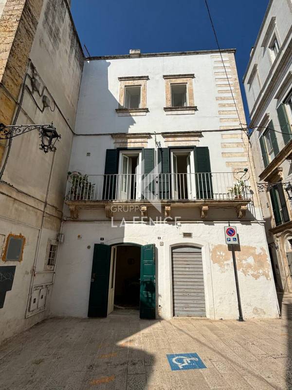 casa indipendente in vendita a Martina Franca in zona Centro Storico