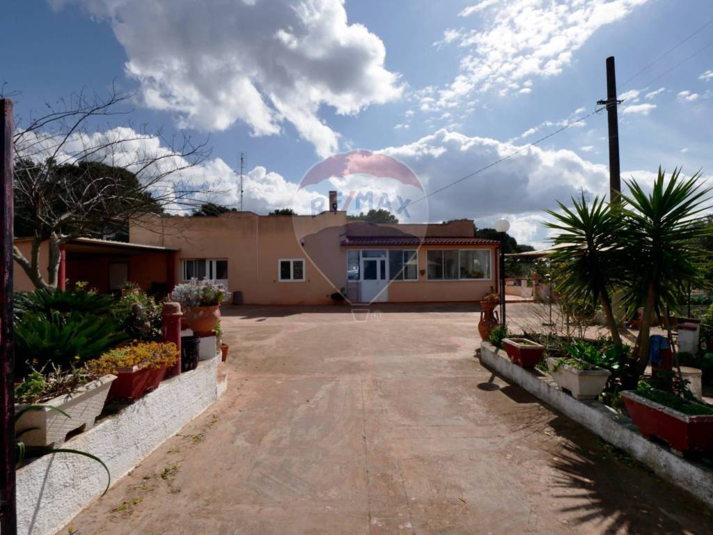 casa indipendente in vendita a Martina Franca in zona San Paolo