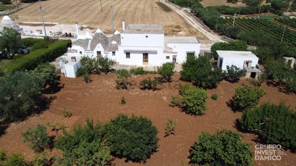 casa indipendente in vendita a Martina Franca