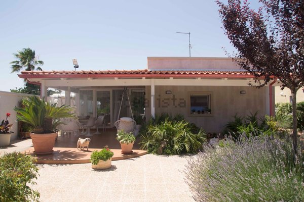 casa indipendente in vendita a Martina Franca