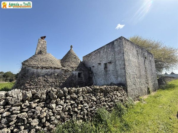 pentavano in vendita a Martina Franca