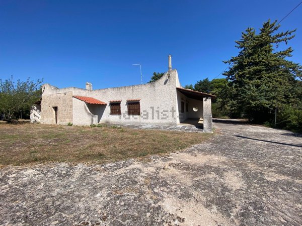 casa indipendente in vendita a Martina Franca