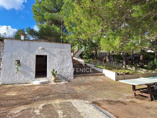 casa indipendente in vendita a Martina Franca
