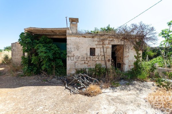 quadrivano in vendita a Martina Franca in zona Motolese