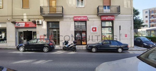 locale commerciale in vendita a Martina Franca
