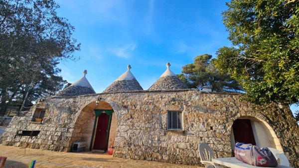 pentavano in vendita a Martina Franca