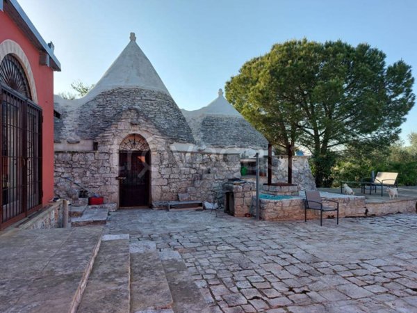 casa indipendente in vendita a Martina Franca in zona Pergolo