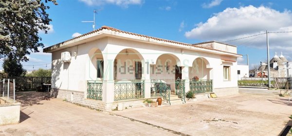casa indipendente in vendita a Martina Franca