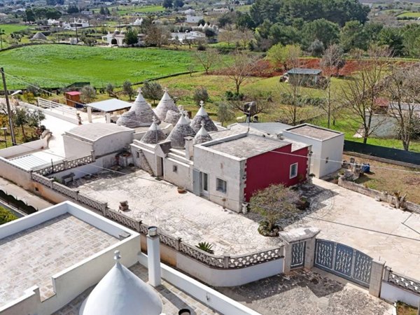 casa indipendente in vendita a Martina Franca in zona Centro Storico