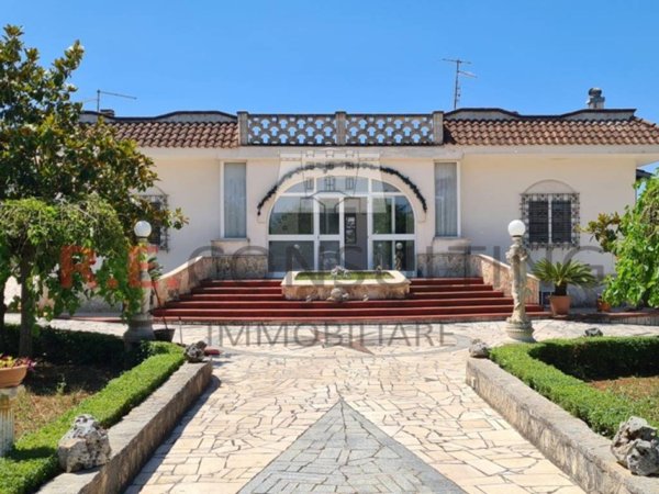 casa indipendente in vendita a Martina Franca