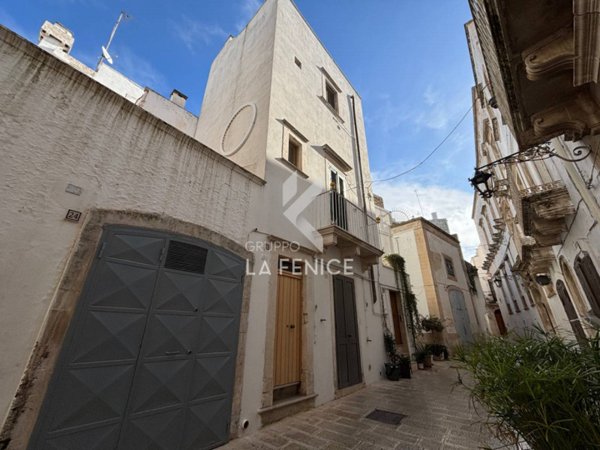 casa indipendente in vendita a Martina Franca in zona Centro Storico