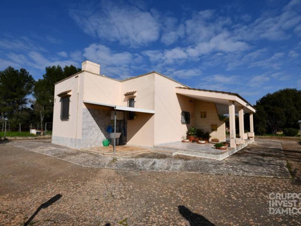 casa indipendente in vendita a Martina Franca