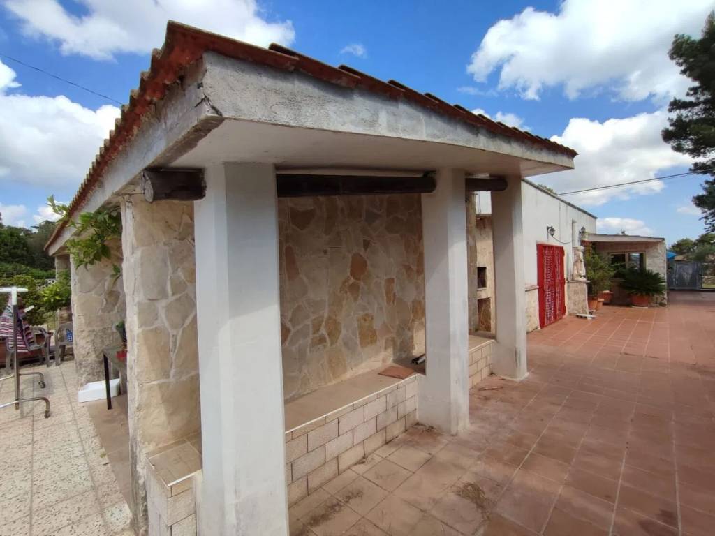 casa indipendente in vendita a Martina Franca in zona San Paolo