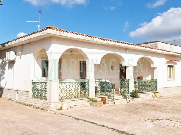 casa indipendente in vendita a Martina Franca