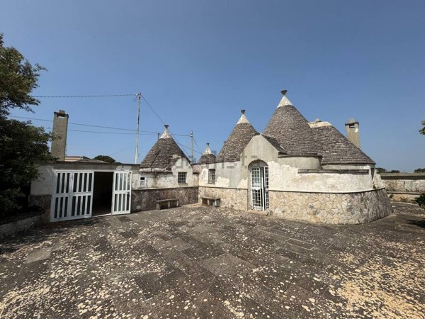 quadrivano in vendita a Martina Franca in zona Trasconi