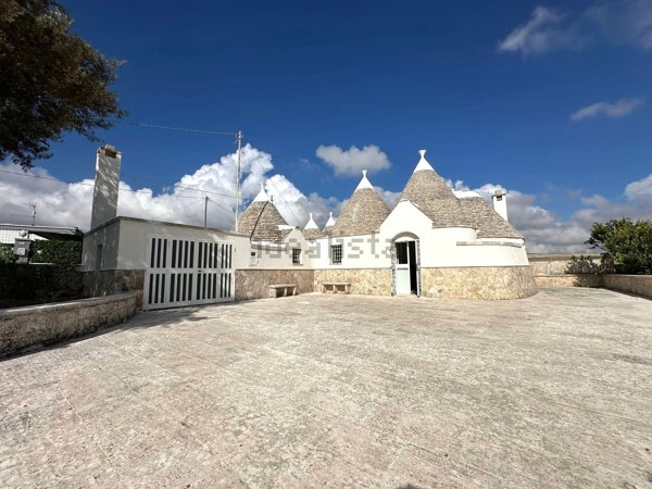 quadrivano in vendita a Martina Franca in zona Trasconi