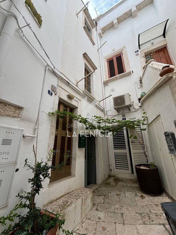 casa indipendente in vendita a Martina Franca in zona Centro Storico