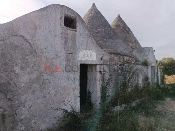 pentavano in vendita a Martina Franca