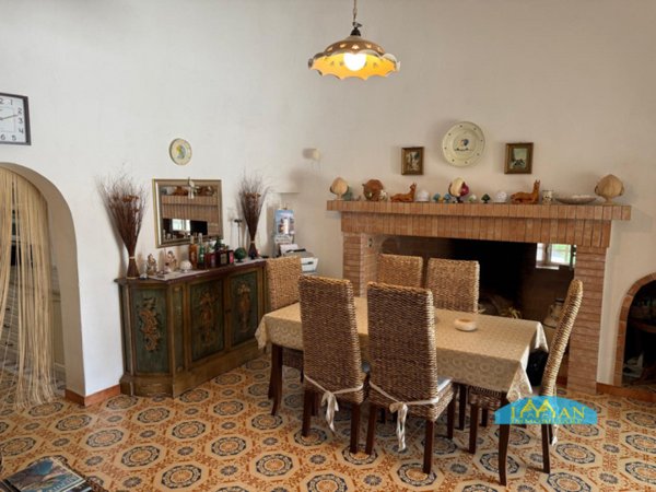 casa indipendente in vendita a Martina Franca