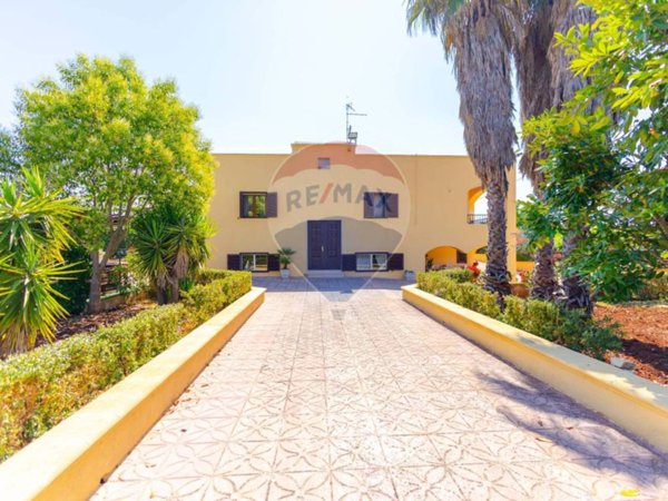 casa indipendente in vendita a Martina Franca