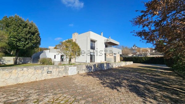 casa indipendente in vendita a Martina Franca