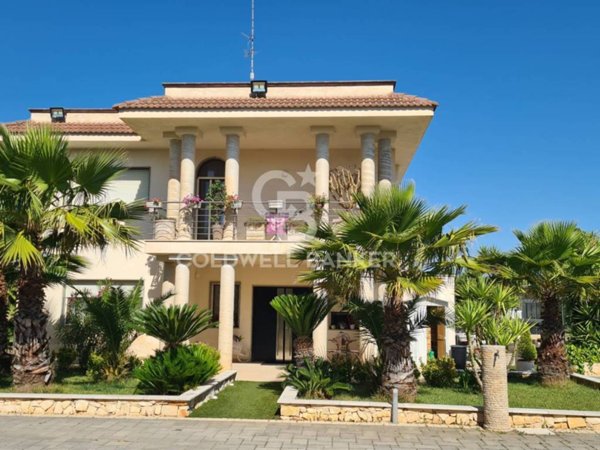 casa indipendente in vendita a Martina Franca in zona Monti del Duca