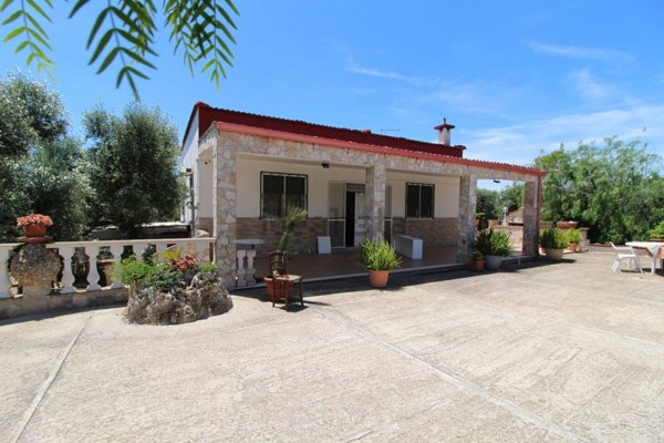 casa indipendente in vendita a Martina Franca
