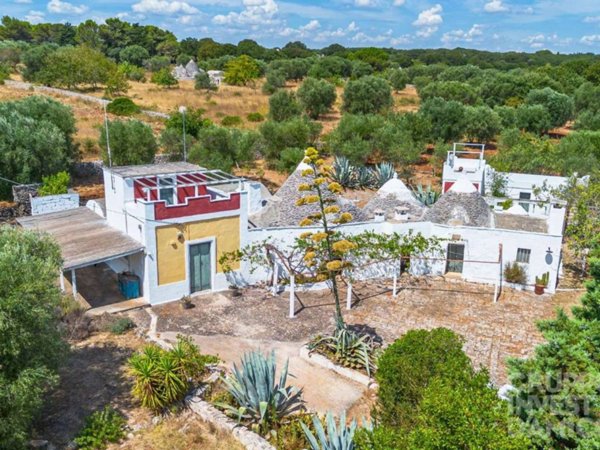 casa indipendente in vendita a Martina Franca in zona Specchia Tarantina