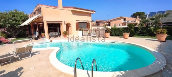 casa indipendente in vendita a Martina Franca