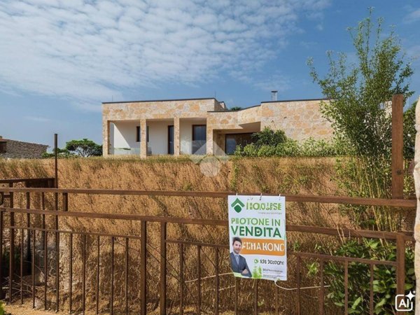 casa indipendente in vendita a Martina Franca in zona Carpari