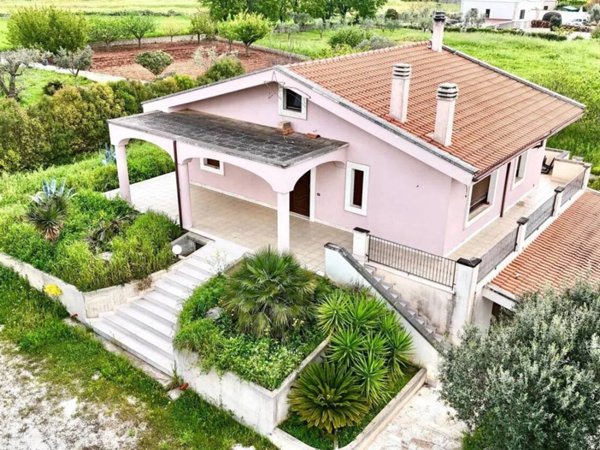 casa indipendente in vendita a Martina Franca