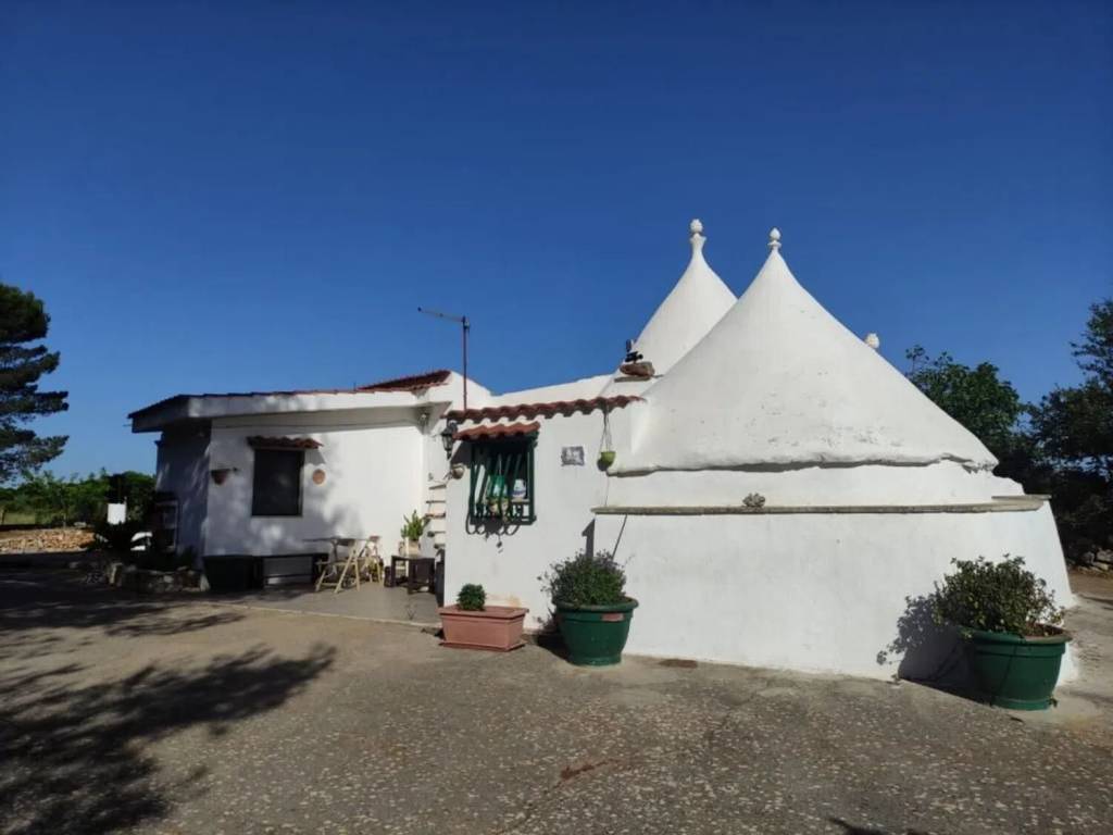 casa indipendente in vendita a Martina Franca in zona Monti del Duca