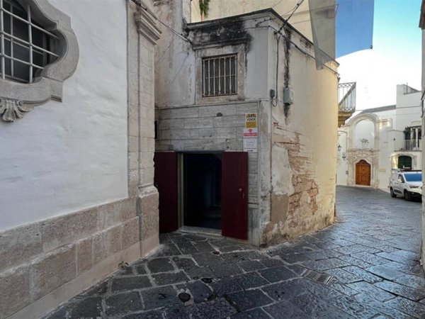 negozio in vendita a Martina Franca in zona Centro Storico