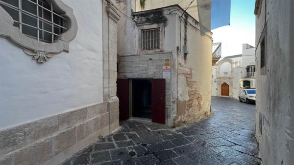 negozio in vendita a Martina Franca in zona Centro Storico