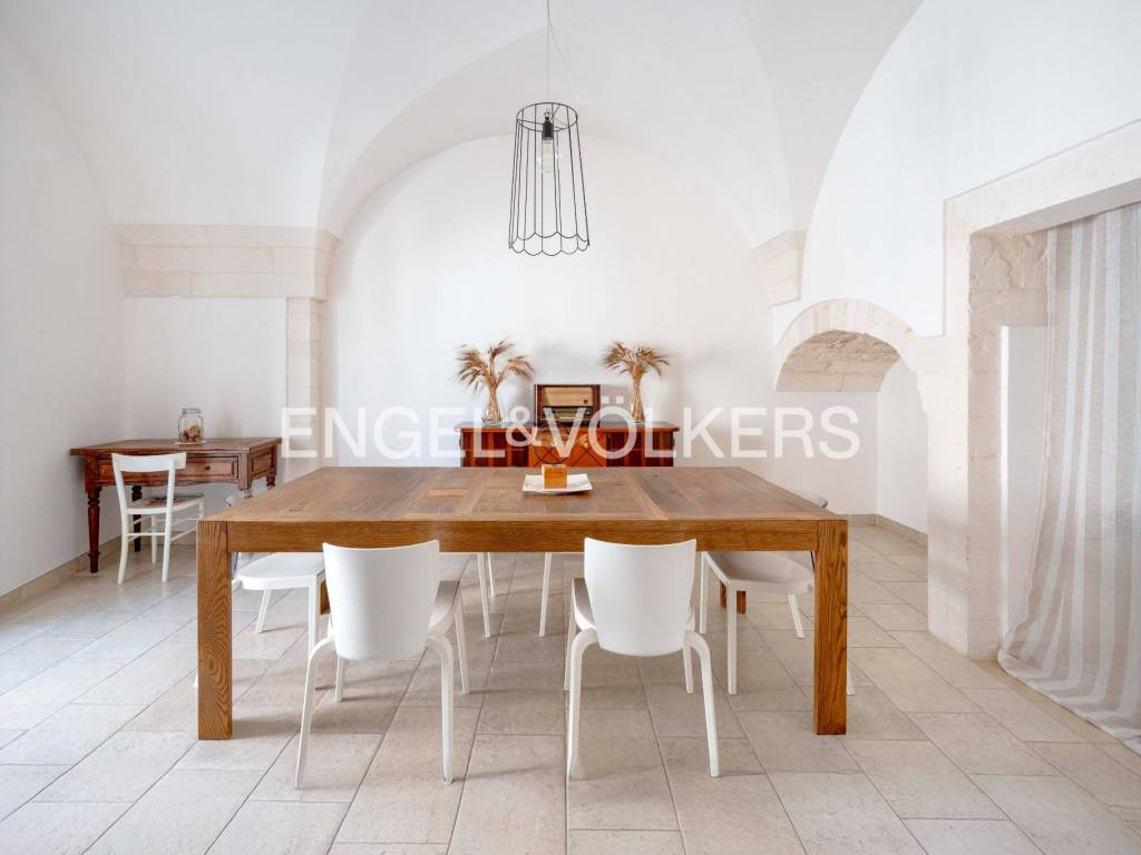 casa indipendente in vendita a Martina Franca in zona Centro Storico