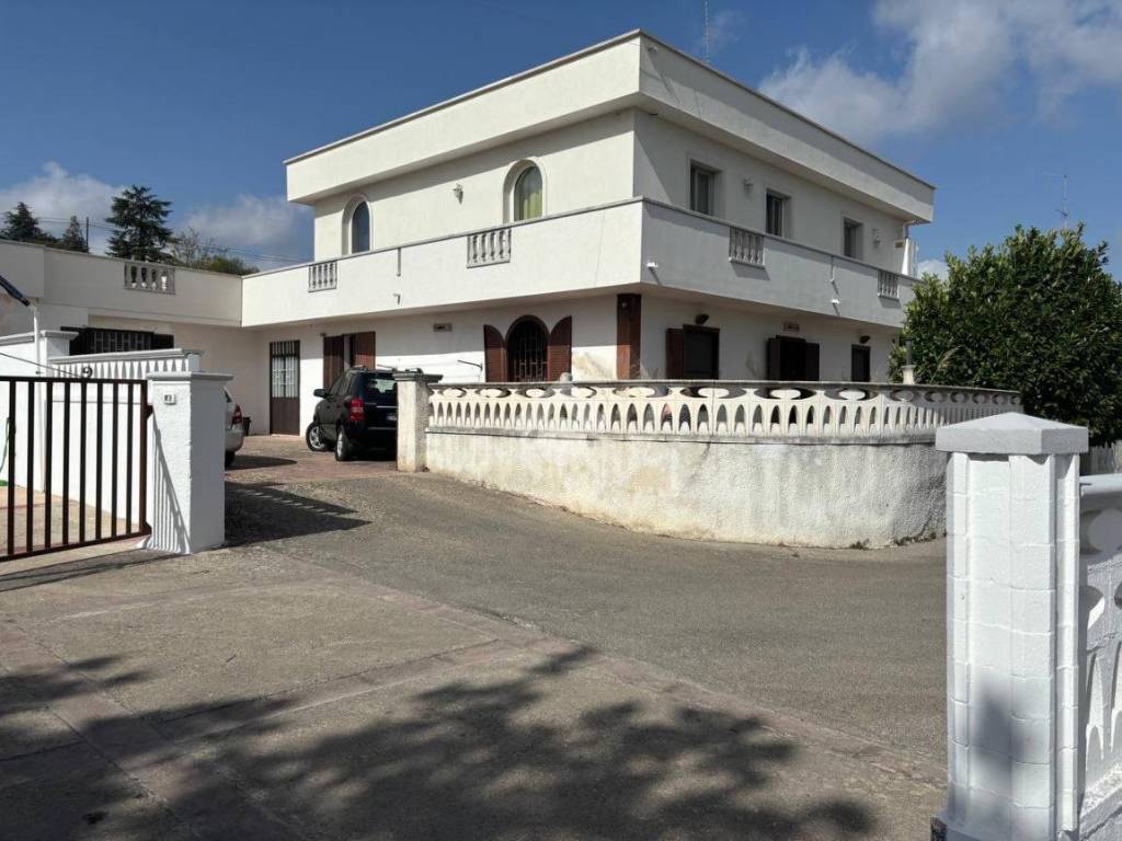 casa indipendente in vendita a Martina Franca