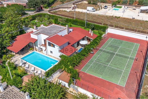 casa indipendente in vendita a Martina Franca