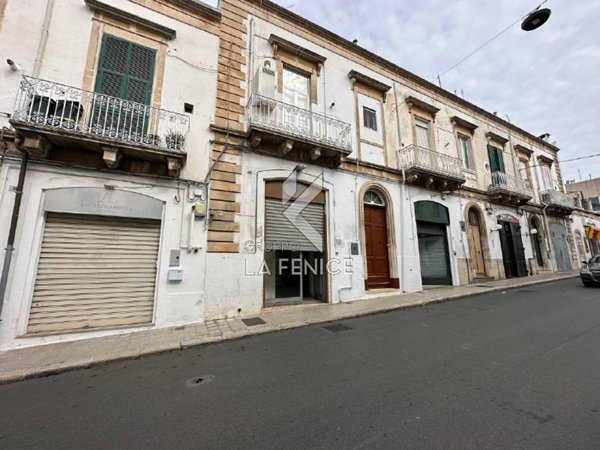 negozio in vendita a Martina Franca
