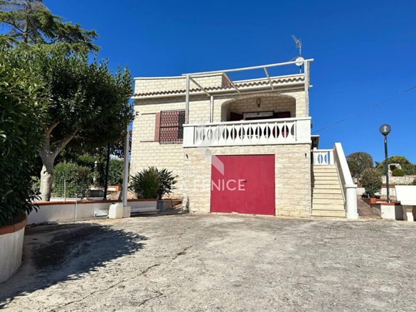 casa indipendente in vendita a Martina Franca