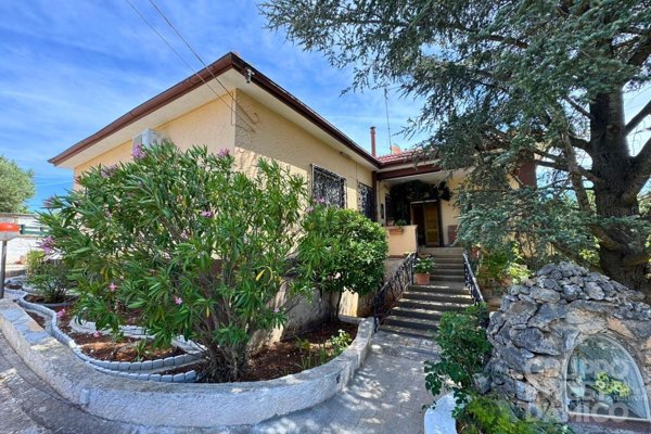 casa indipendente in vendita a Martina Franca