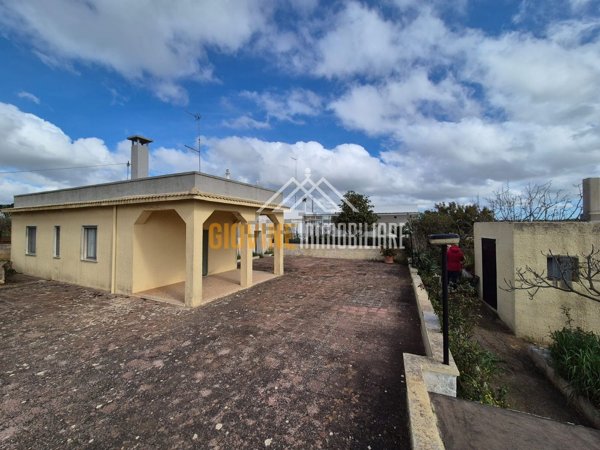 casa indipendente in vendita a Martina Franca